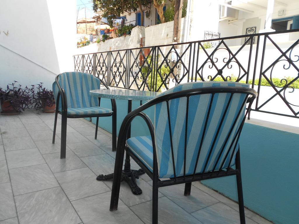 Zorbas Hotel Pythagoreio  Ruang foto