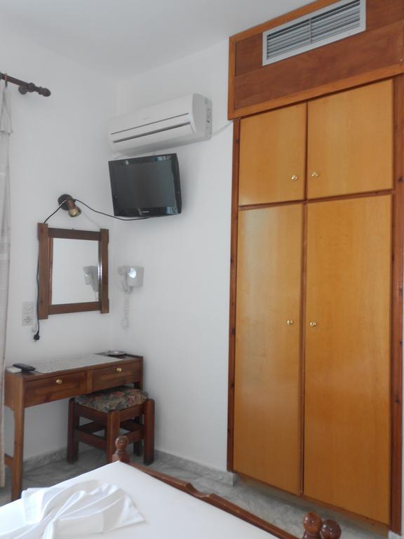 Zorbas Hotel Pythagoreio  Ruang foto
