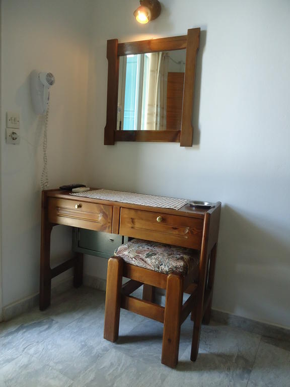 Zorbas Hotel Pythagoreio  Ruang foto